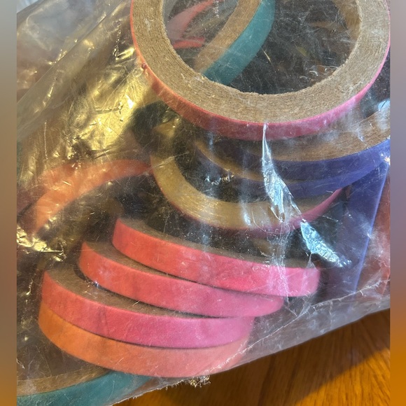 Lot of 50 Colorful Cardboard Rings - Picture 2 of 4